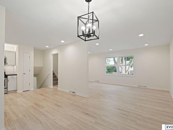 3rd image of 3009 Coffey Ave