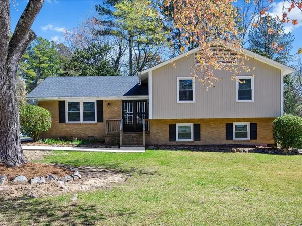 3605 Suffolk St, Durham, NC 27707