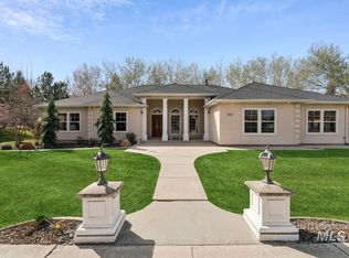 977 N Woodvalley Pl, Eagle, ID 83616