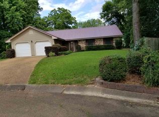 2920 Beaumont Cv, Pearl, MS 39208