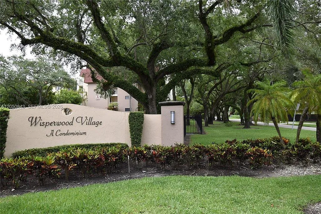 1 bed, 1.0 bath, 670 sqft, $1,800 — Photo 2