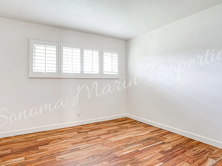 269 Karen Way — Photo 14