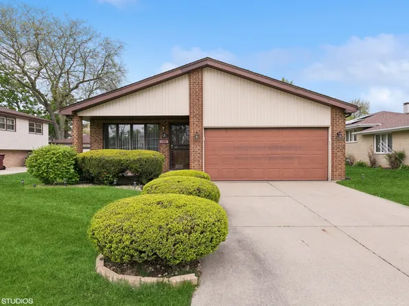 91 Frances Ln, Chicago Heights, IL 60411