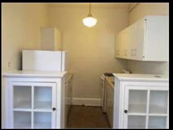 1st image of 124 Live Oak Ave APT 2