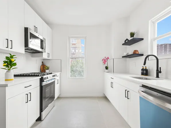 292 Forrest Street image 19 of 37