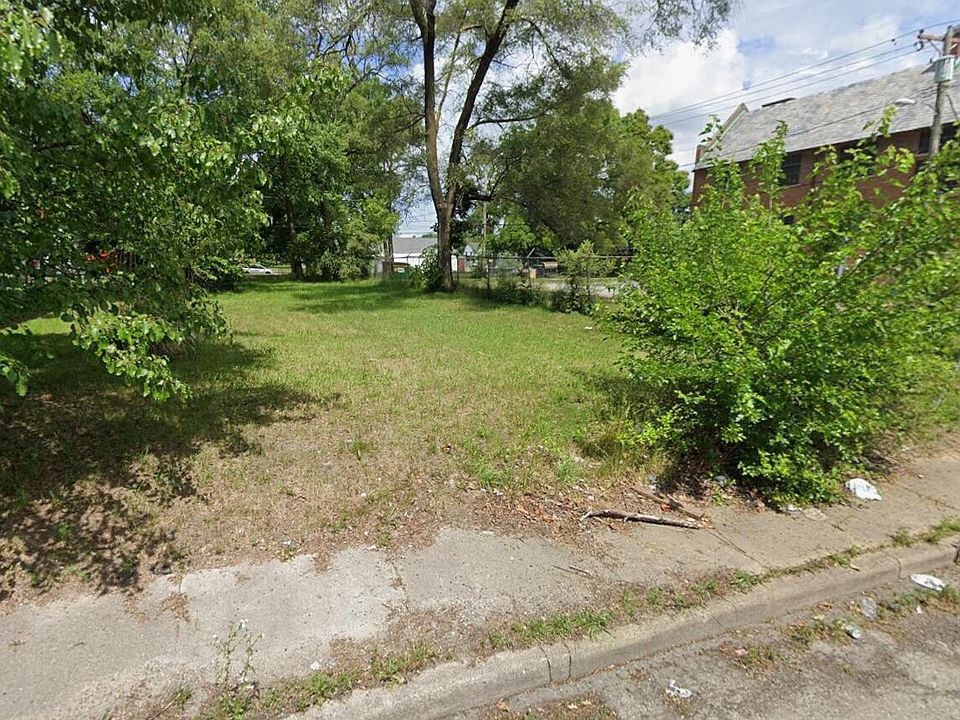 2nd image of 641 N Walnut St