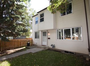 6613 180th St NW, Edmonton, AB T5T2A3