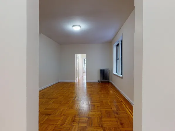 620 West 171st Street image 5 of 12