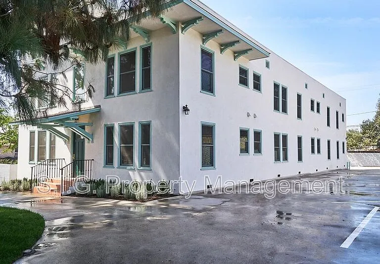 2191 El Sereno Ave #4 — Photo 10