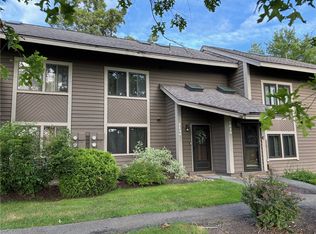 1134 Gristmill Ln, Hidden Valley, PA 15502