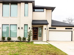 2210 Bonnie View Rd, Dallas, TX 75216