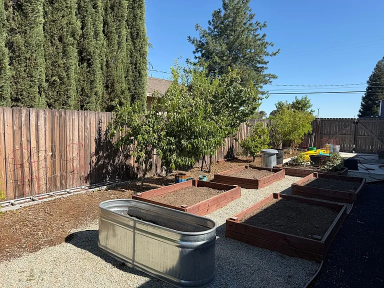 151 E Yolo St — Photo 17