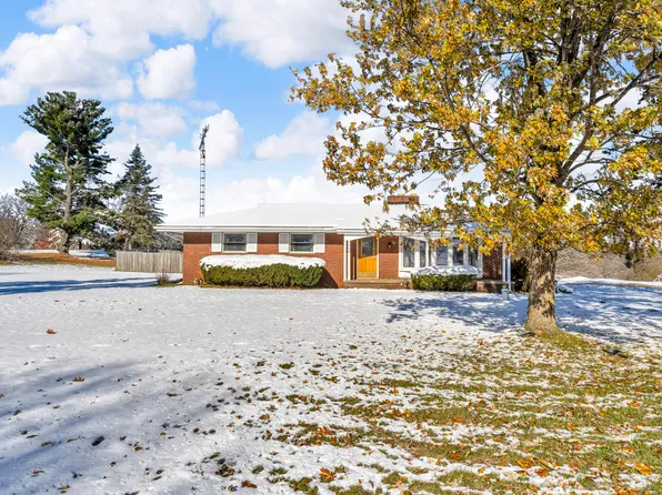 5480 White Rd, Cement City, MI 49233