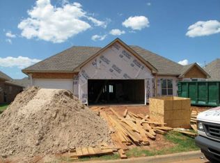 1501 NW 176th St, Edmond, OK 73012