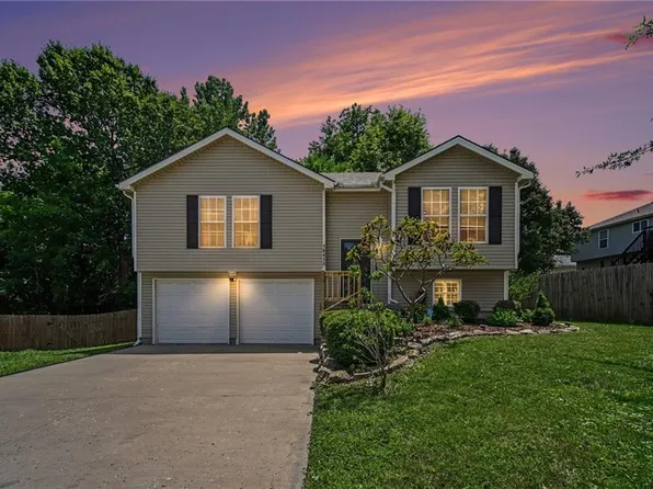16415 E 4th St N, Independence, MO 64056