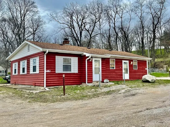 482 E 351st Rd, Oglesby, IL 61348