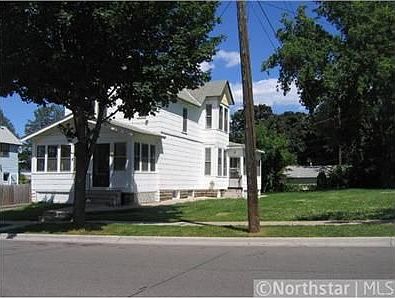 2nd image of 264 Earl St