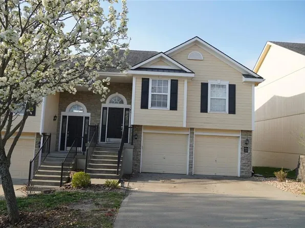 1231 NW Ashley Dr, Grain Valley, MO 64029