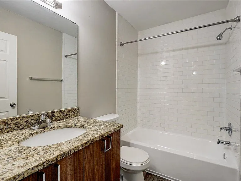 3681 Pavilion Point — Photo 9