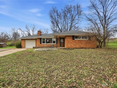 2113 Hilltop Rd, Xenia, OH, 45385