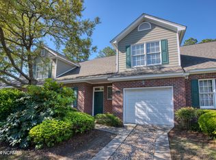 233 Racine Dr APT 27, Wilmington, NC 28403