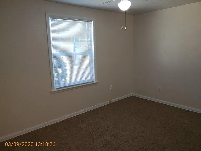 1325-31 E. Buena Ventura Street — Photo 6