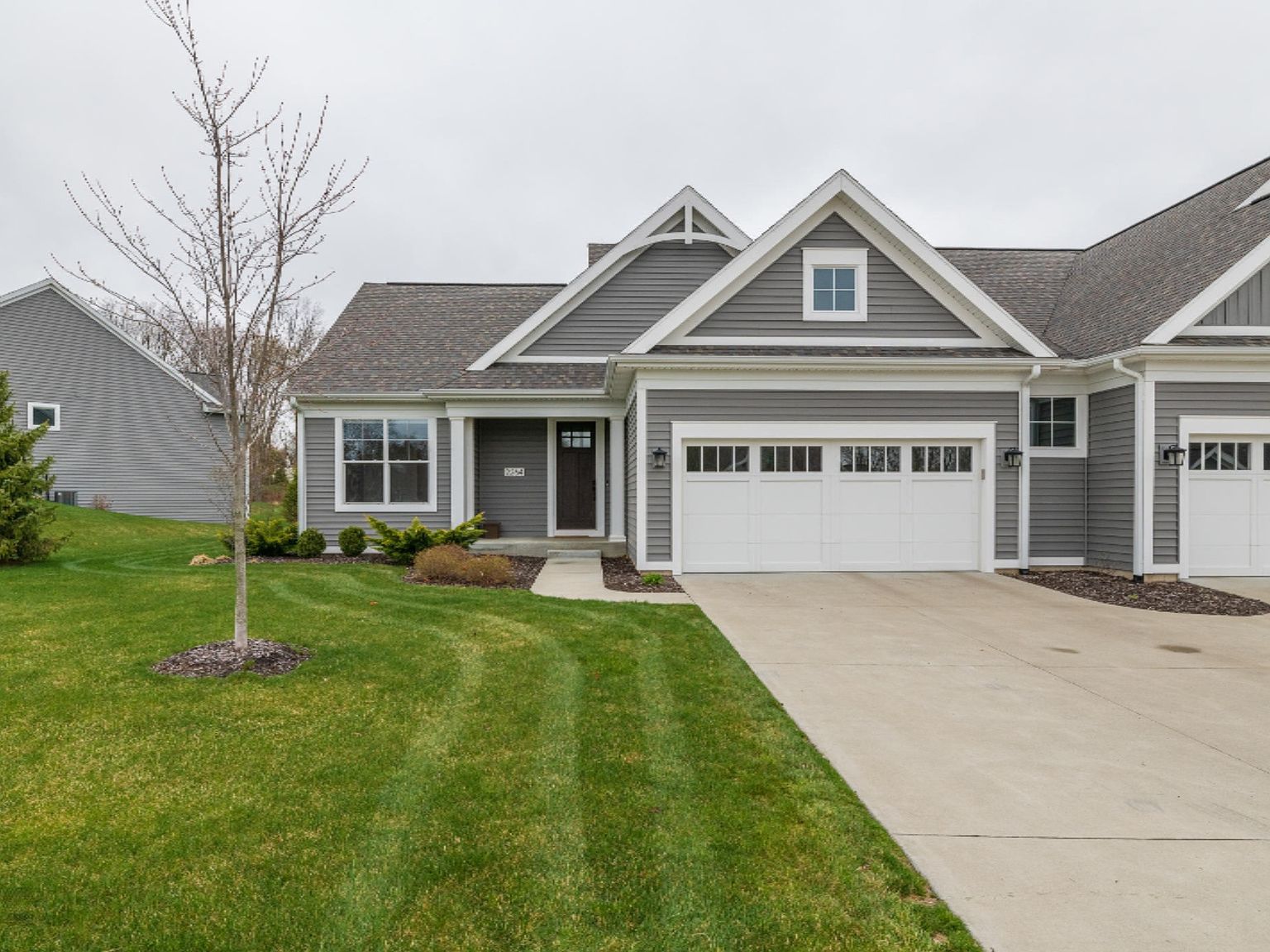 2264 Whisper Rock Trl, Portage, MI 49024 Zillow