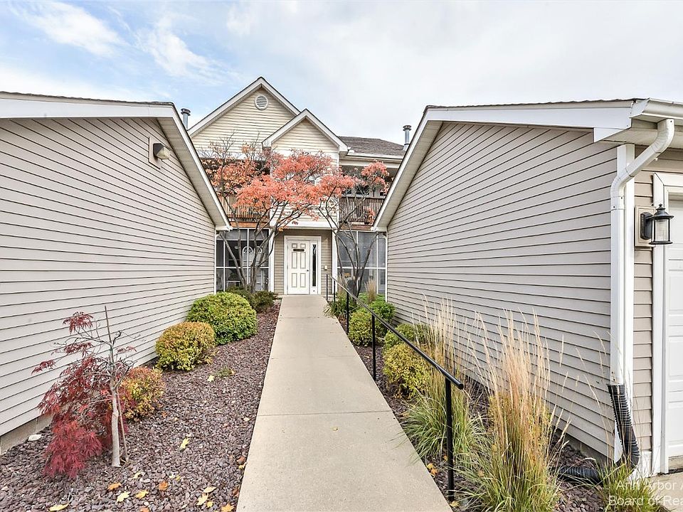 1st image of 1604 Oakfield Dr