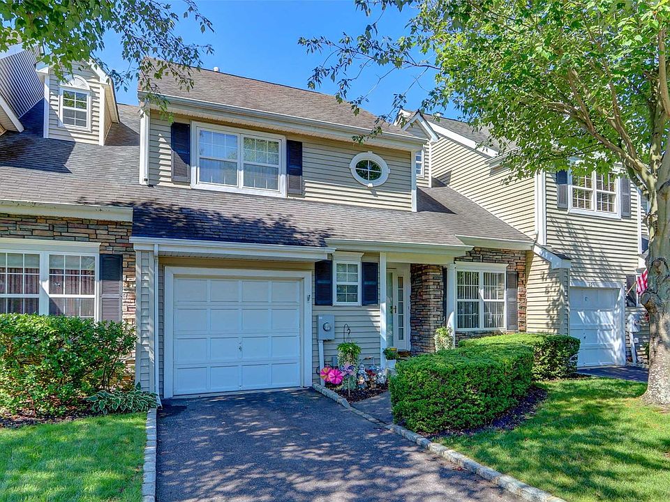 1st image of 14 Scarborough Dr