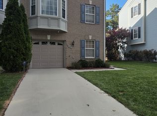 6032 Lands End Ln, Alexandria, VA 22315