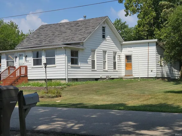 930 W Maple St, Waterloo, IN 46793