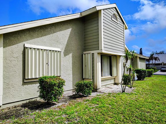 3rd image of 1501 SE Dewberry Court