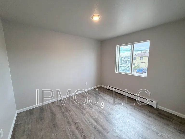 3246 Downey Ct #4 — Photo 3