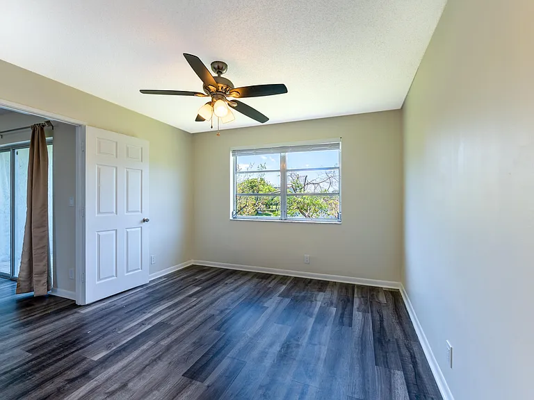 2226 N Cypress Bend Dr #308 — Photo 39