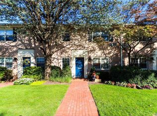 5 N Lewis Pl #2, Rockville Centre, NY 11570