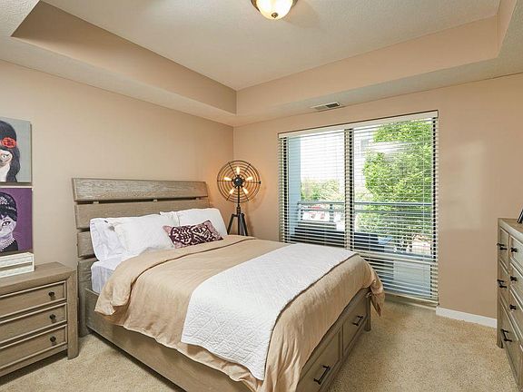 5th image of 191 Vine St APT 330