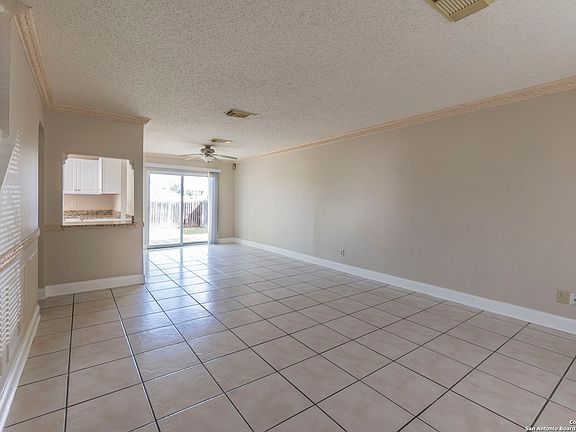 3rd image of 13730 VILLA CAMINO