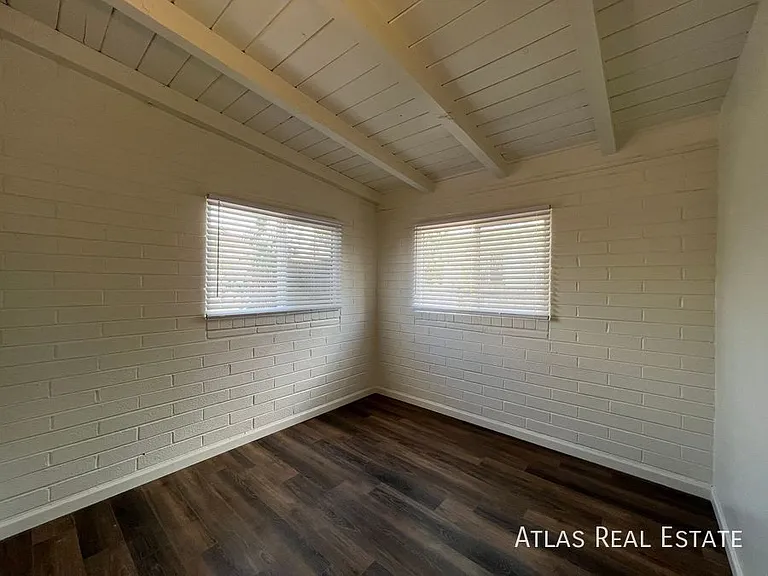 26 E Glenn St #26 — Photo 7