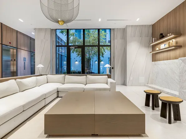 99 Fleet Place image 36 of 40