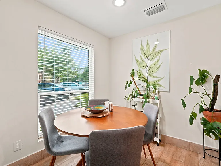 8642 Mallard Reserve Dr #101 — Photo 7