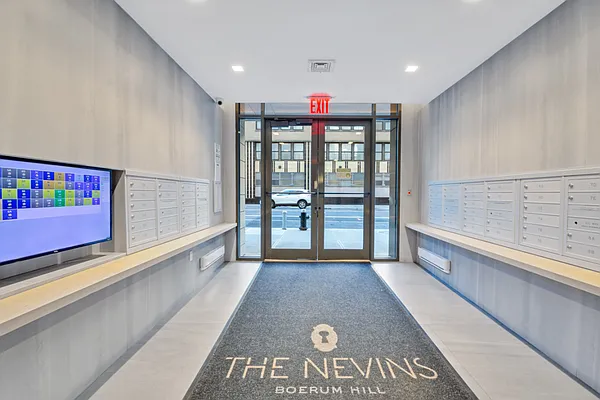 Rented by Compass | media 22