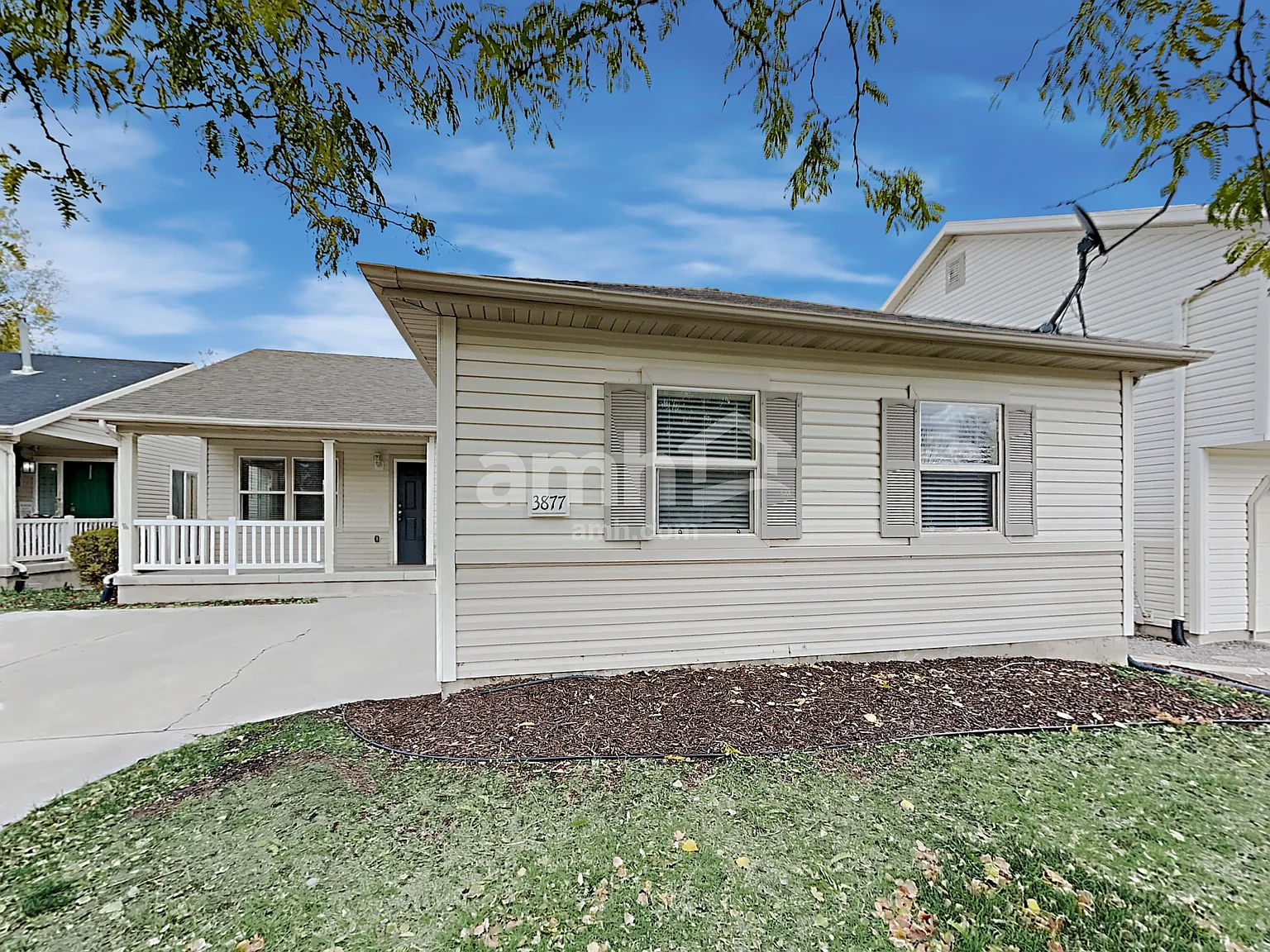 6 bed, 3.0 bath, 2500 sqft, $2,710 — Photo 1