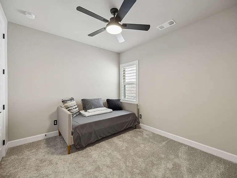 Guest bedroom #2
