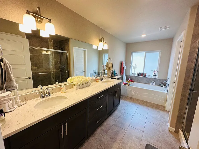 13768 SE 184th Pl — Photo 16