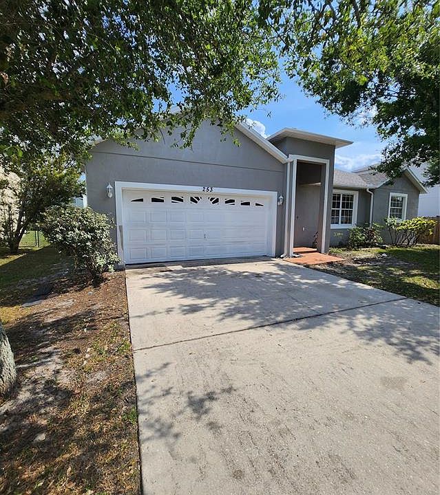 1st image of 253 Abbotsbury Dr