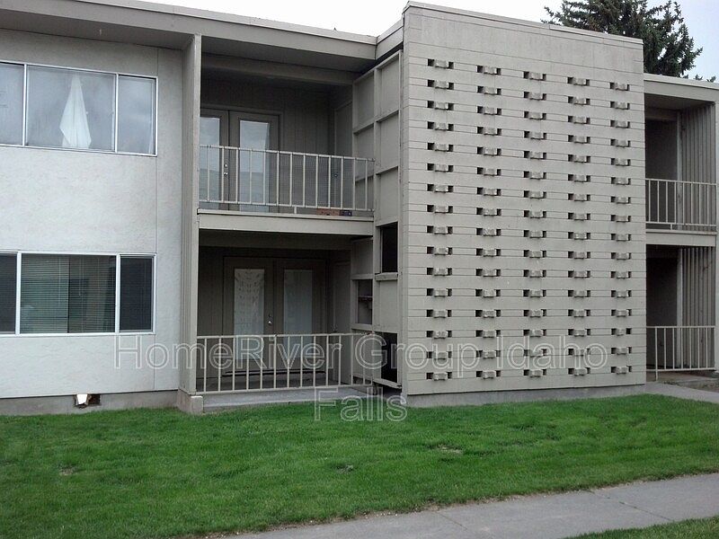 1st image of 765 Garfield St APT 4