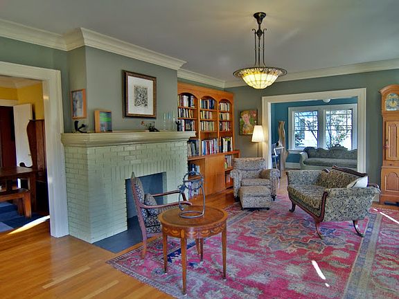 Large Living Room opens to M