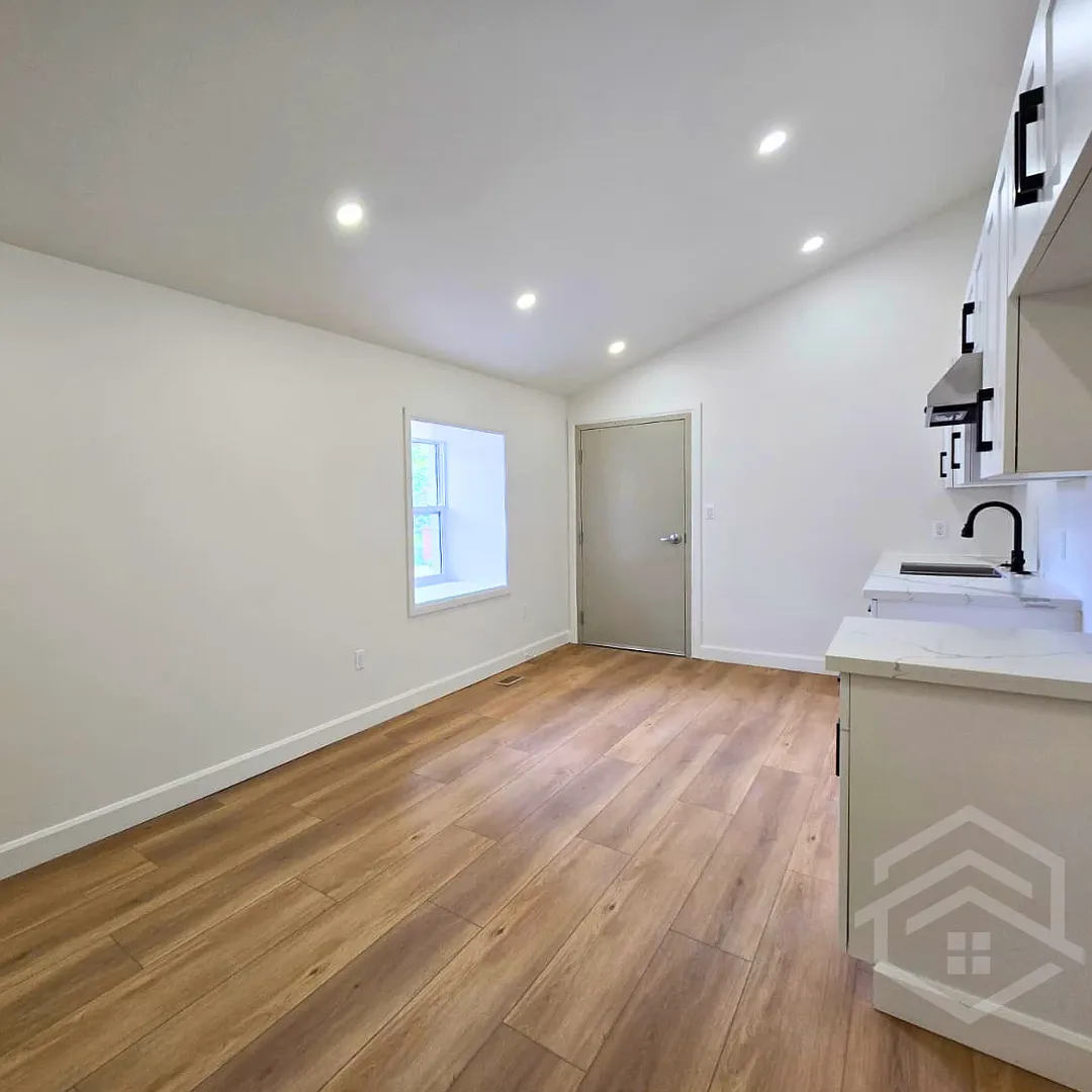51150 Ron McNeil Line Springfield — Photo 2