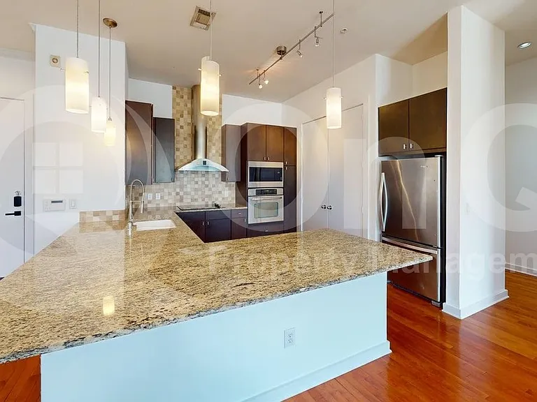 2950 McKinney Ave #424 — Photo 8