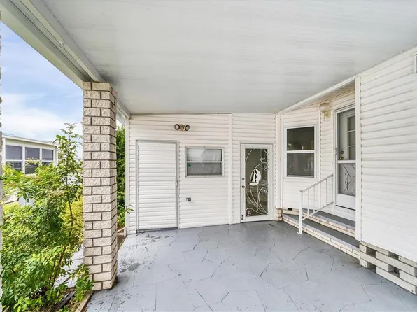 472 Sharks Point, North Port, FL 34287